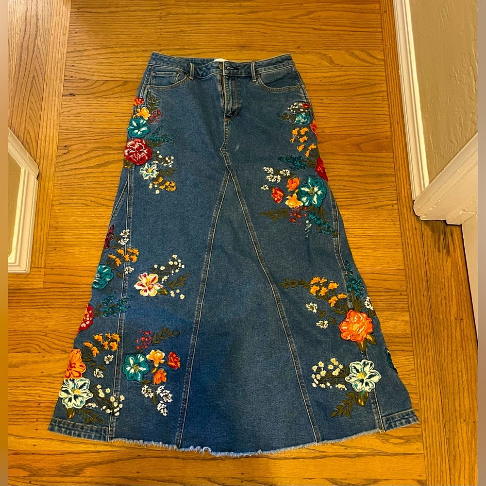 Driftwood for Free People embroidered denim skirt size 29